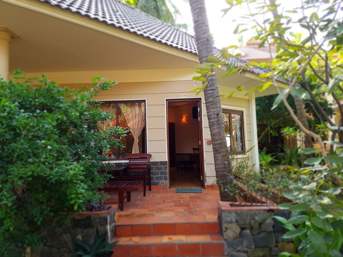Vinh Suong Seaside Hotel And Resort Phan Thiet Bagian luar foto