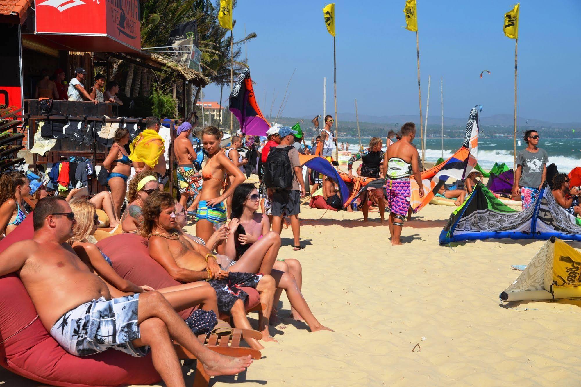 Vinh Suong Seaside Hotel And Resort Phan Thiet Bagian luar foto